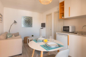 Apartamento 1 habitación a 10 m de la playa, AM Rentals